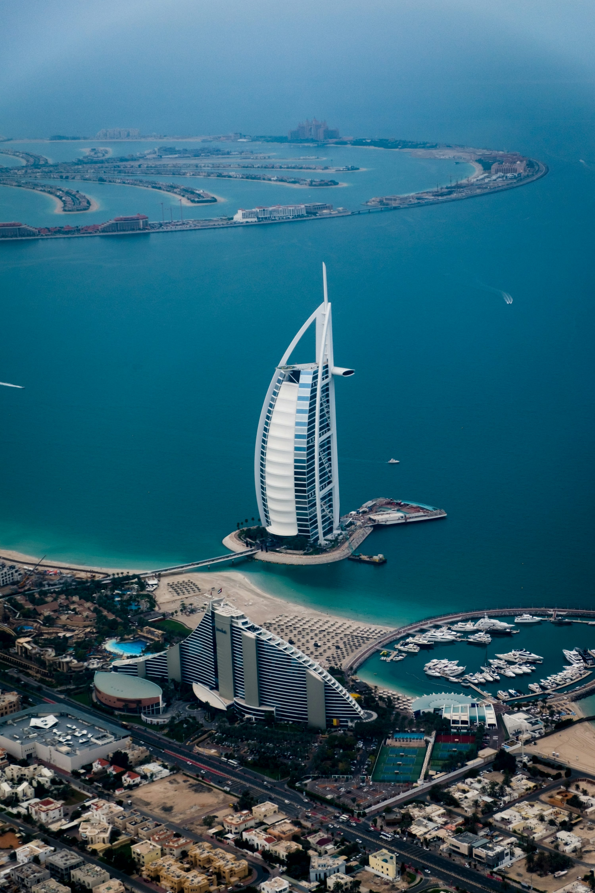 Ultimate Dubai Fun Escape – Cruise, Safari & Atlantis Water World