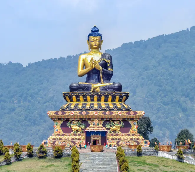 Breathless Whiteout Tour to Gangtok Lachen and Lachung