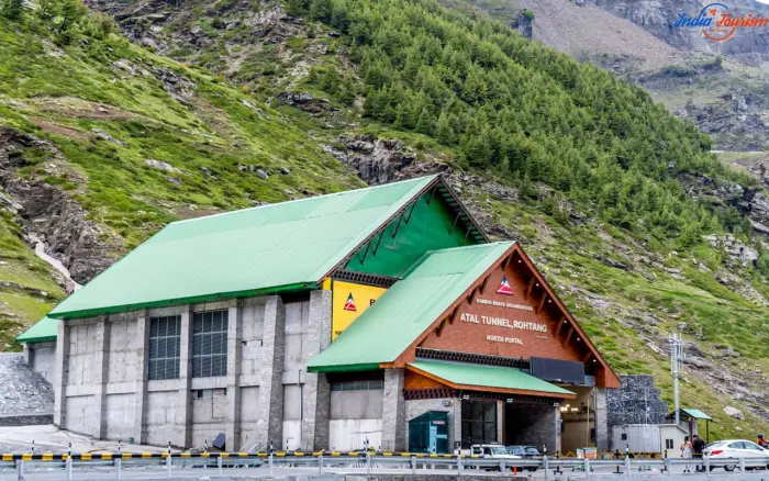3 Nights 4 Days Manali Package by Cab