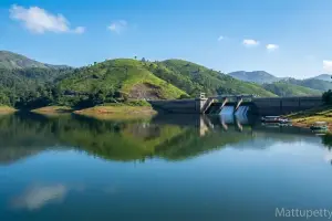 2N/3D Munnar: The Ultimate Green Escape