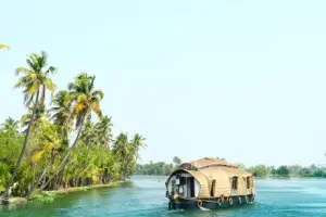 Short & Sweet Munnar Package