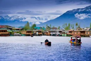 5 Days Scenic Kashmir Tour: Srinagar, Gulmarg, Pahalgam & Sonmarg