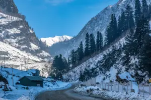 6 Days Kashmir Tour Package With Doodhpathri