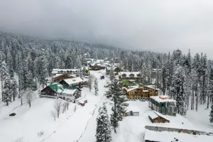 Kashmir Winter Escape