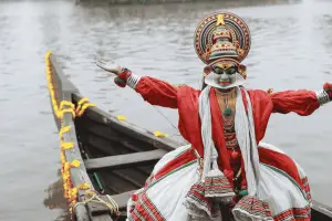 Kerala With House Boat 7N - 8D Tour