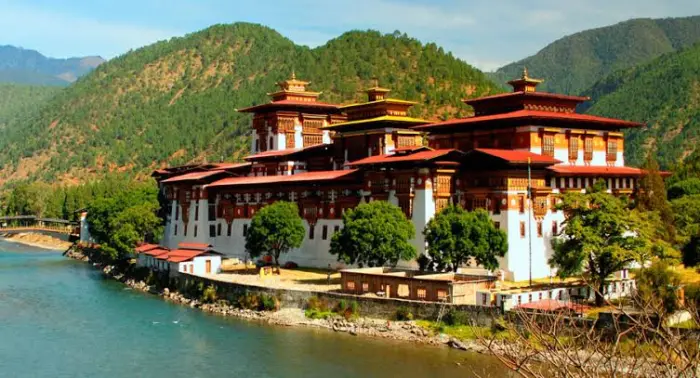 Superlative Bhutan Tour Package for 5 Nights 6 Days