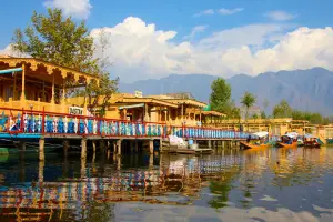 Srinagar – Sonmarg - Gulmarg & Pahalgam Tour Package